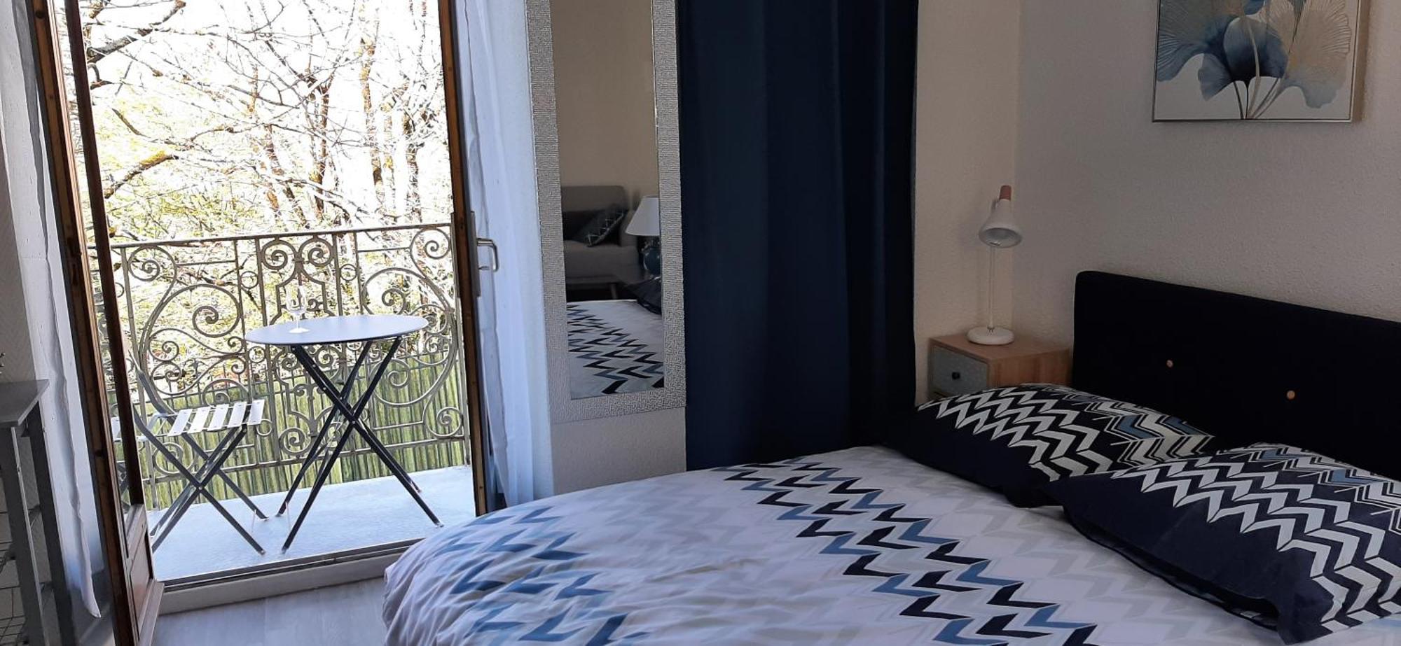 Renove Avec Balcon Aix-les-Bains